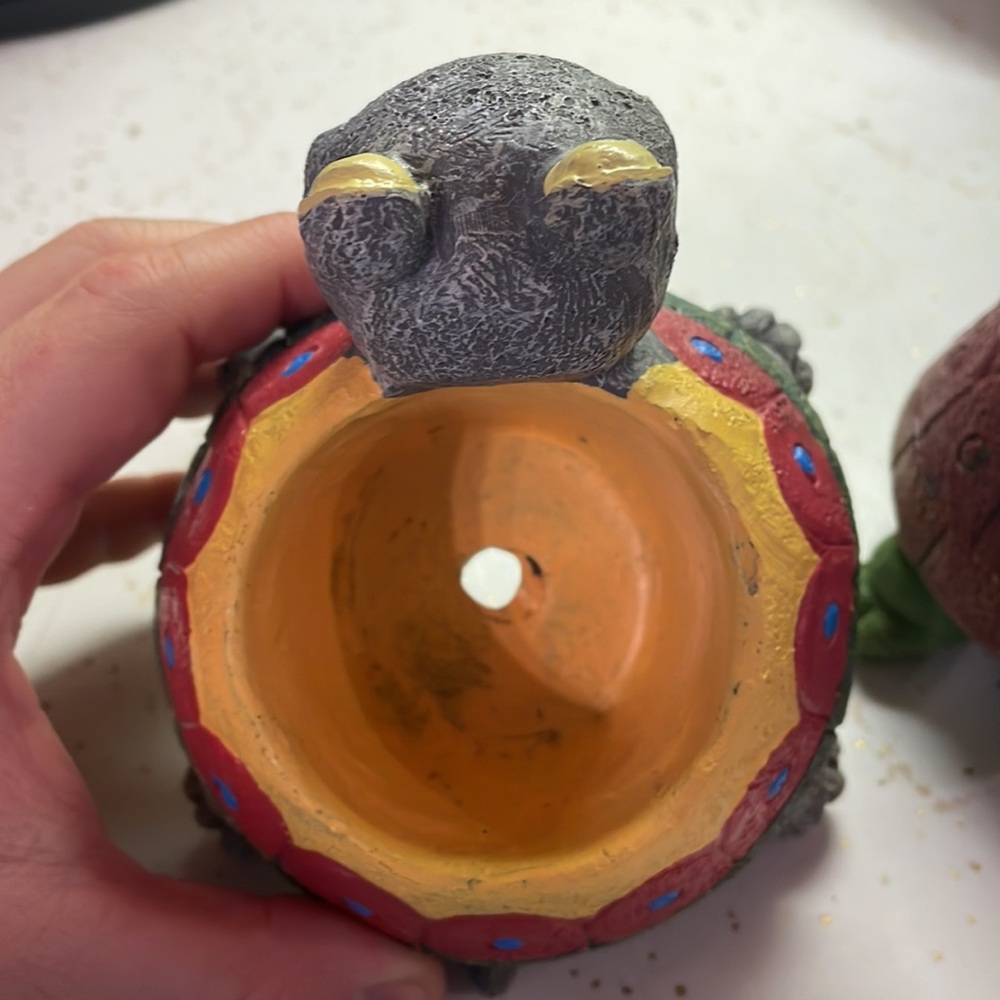 Set of 2 Turtle Planter Pots - Picture 6 of 13